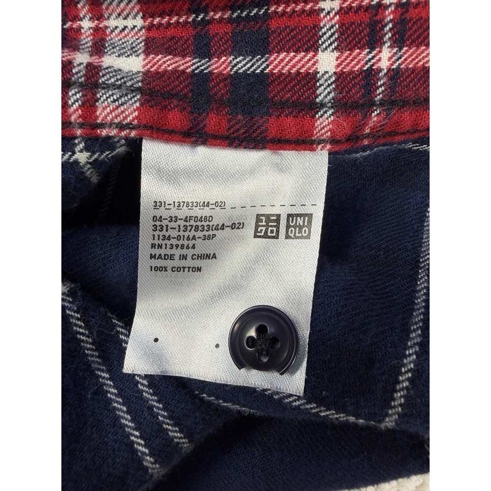 UNIQLO Mens XL Patchwork Plaid Flannel Shirt Red Navy Blue Cotton Button Up - Picture 6 of 6